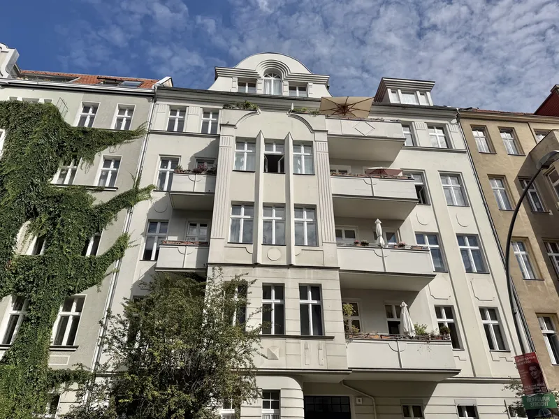 Charmante EG Altbauwohnung in Herrschaftlichem Ambiente - Anfragen bitte schriftlich — photo 1